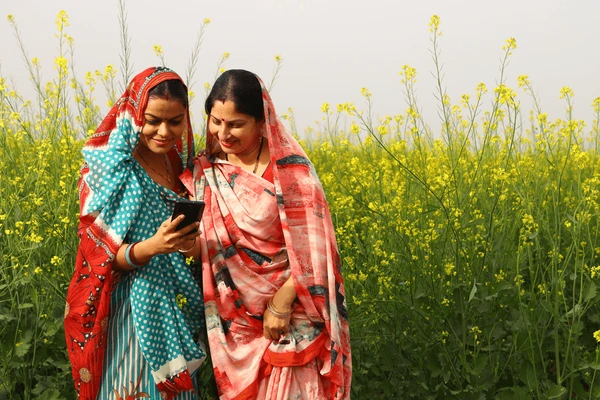 Women Entrepreneurs in Rural India: Thriving in the Digital Marketplace